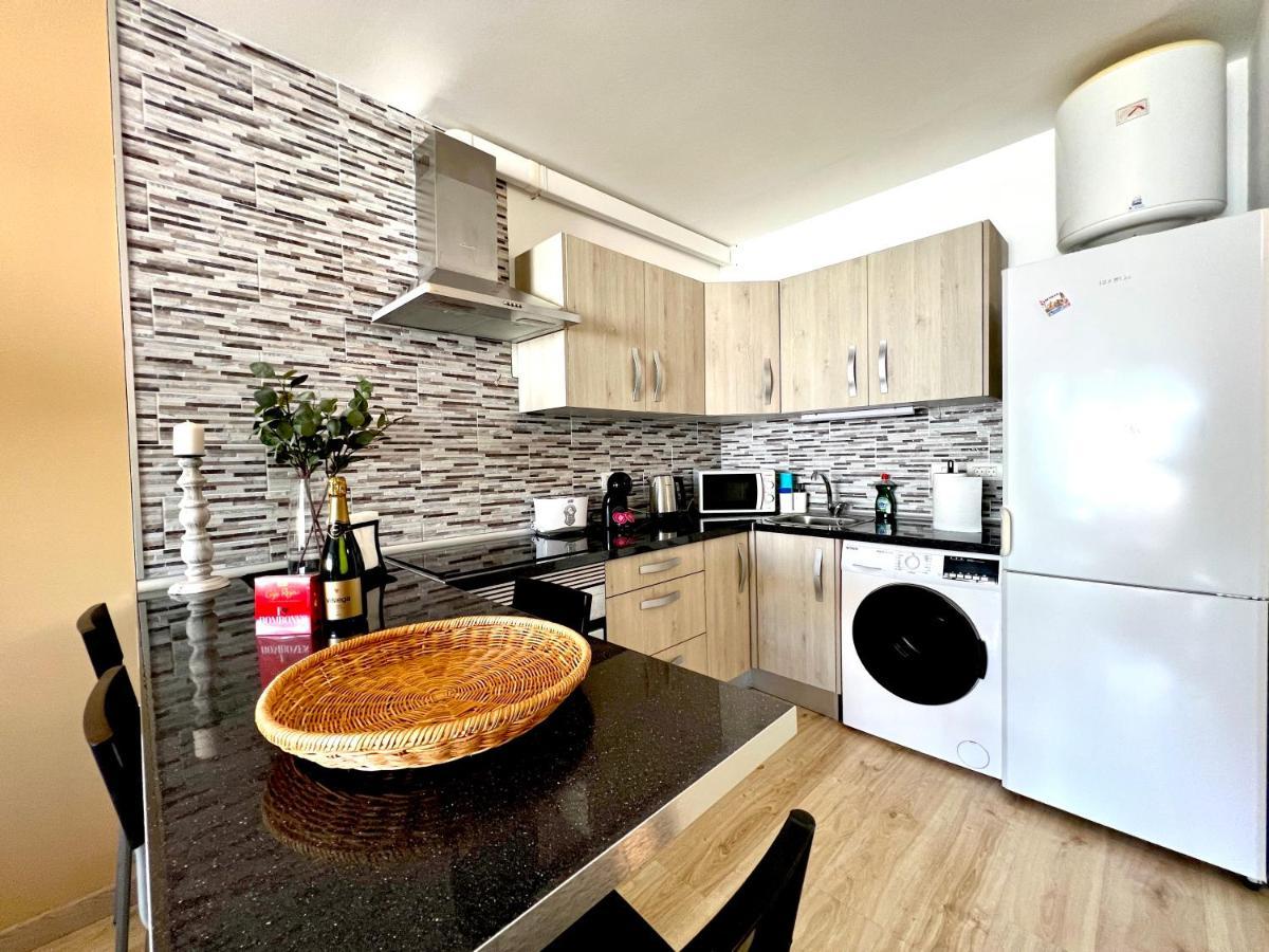 Stunning Lovely Flat With Pool And Strong Wi-Fi, 31 Арона Экстерьер фото